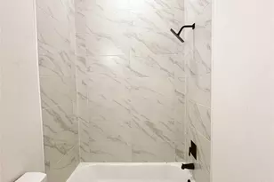 9723 Kerr A-B St, Houston, TX 77029 - Photo 12