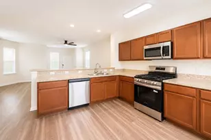 5710 Manning Crk Trl, Katy, TX 77449 - Photo 6
