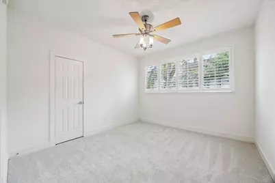 152 Sugarberry Circle, Houston, TX 77024 - Photo 20