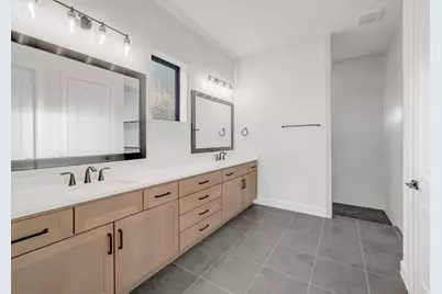 18019 Lobos Point Lane, Conroe, TX 77302 - Photo 32