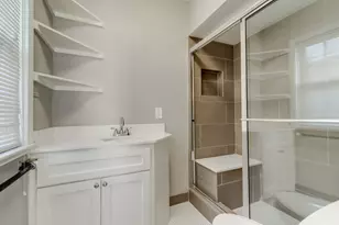 1657 Bonnie Brae St, Houston, TX 77006 - Photo 22