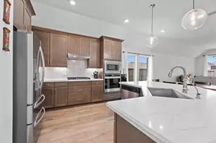 15726 Rosemary Hl Ln, Conroe, TX 77302 - Photo 2