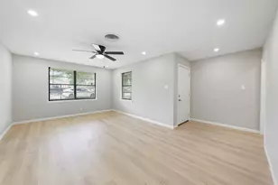 4356 Phlox St, Houston, TX 77051 - Photo 12