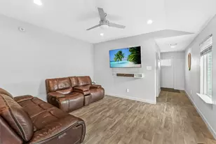 1514 Truckee River Dr, Rosharon, TX 77583 - Photo 2