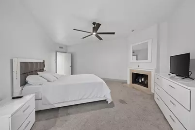 6000 Sugar Hill Drive #17, Houston, TX 77057 - Photo 16
