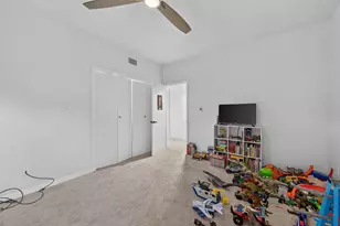 6000 Sugar Hill Dr, Houston, TX 77057 - Photo 24