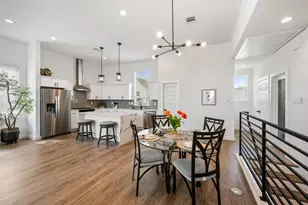 306 W Donovan St, Houston, TX 77091 - Photo 16
