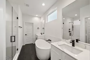 306 W Donovan St, Houston, TX 77091 - Photo 30