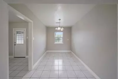 6 E Cleveland Street, Baytown, TX 77520 - Photo 10