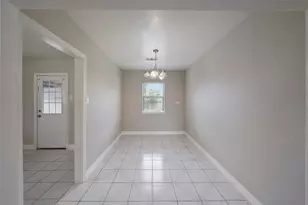 6 E Cleveland St, Baytown, TX 77520 - Photo 10