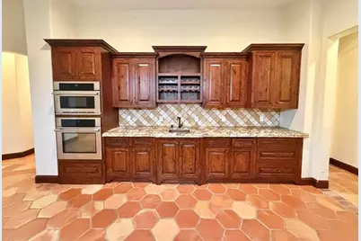 12410 Keith Road, Beaumont, TX 77713 - Photo 8