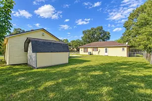 1713 Frost St, Rosenberg, TX 77471 - Photo 4