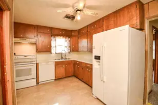 1713 Frost St, Rosenberg, TX 77471 - Photo 14