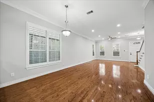 5818 Kiam St, Houston, TX 77007 - Photo 8