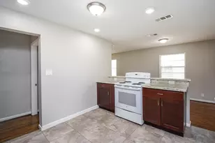 6223 Wayland St, Houston, TX 77021 - Photo 8