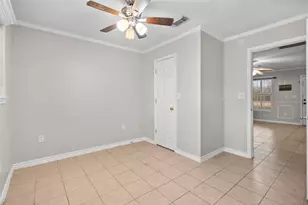 7900 Fm 2354 Unit B, Beach City, TX 77523 - Photo 14
