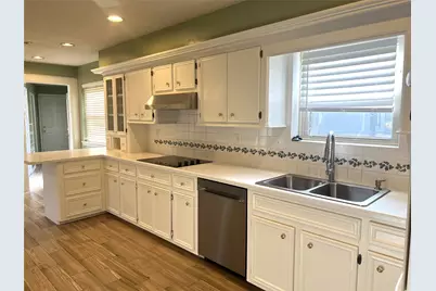 7510 Creek Glen Drive, Houston, TX 77095 - Photo 8