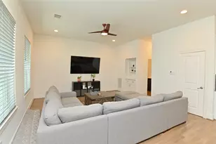 1117 W 16th St, Houston, TX 77008 - Photo 24