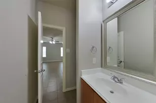 2122 Hackberry Bank Ln, Rosenberg, TX 77471 - Photo 12