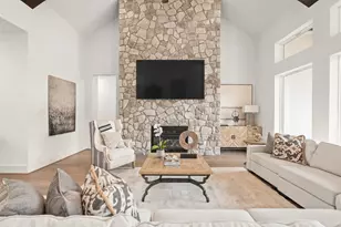 41702 Lays Ct, Montgomery, TX 77316 - Photo 4