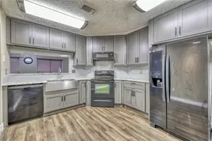 13331 Boyer Ln, Houston, TX 77015 - Photo 8