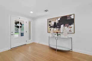 2219 Briar Branch Dr, Houston, TX 77042 - Photo 4