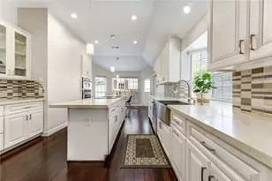 3223 Richland Dr, Sugar Land, TX 77478 - Photo 10