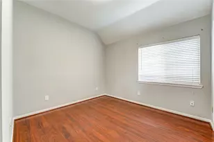 3223 Richland Dr, Sugar Land, TX 77478 - Photo 32