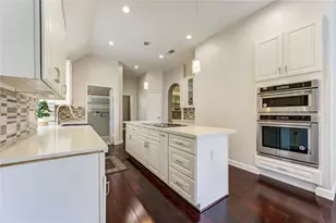 3223 Richland Dr, Sugar Land, TX 77478 - Photo 12