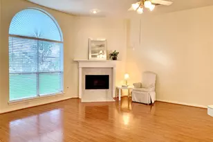 1015 Tennyson Dr, Pearland, TX 77584 - Photo 4