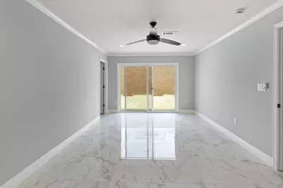 10730 Boardwalk Street, Houston, TX 77042 - Photo 20