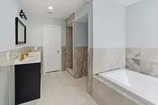 10730 Boardwalk St, Houston, TX 77042 - Photo 24
