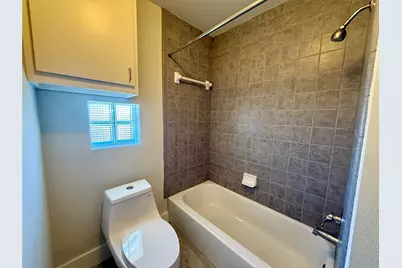 9833 Sandra Ann Court, Houston, TX 77025 - Photo 22