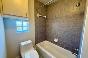 9833 Sandra Ann Ct, Houston, TX 77025 - Photo 22