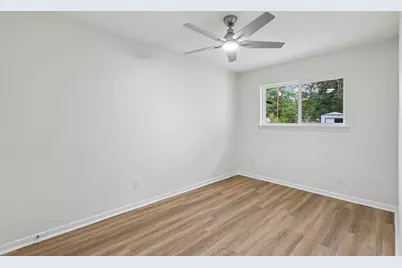 2703 N Colosseum Court, New Caney, TX 77357 - Photo 16