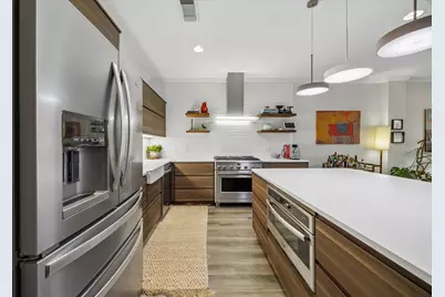1529 Lawrence Street #B, Houston, TX 77008 - Photo 6