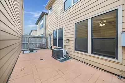 1376 Studer Street, Houston, TX 77007 - Photo 32