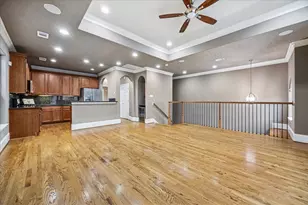 1376 Studer St, Houston, TX 77007 - Photo 6