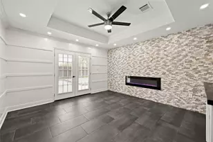 10322 Southport Dr, Houston, TX 77089 - Photo 12
