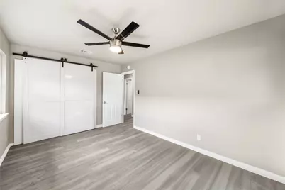 11106 Huggins Drive, Houston, TX 77035 - Photo 28