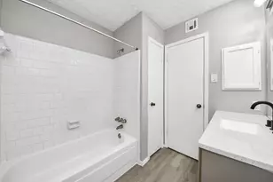 19411 Lazy Valley Dr, Katy, UT 77449 - Photo 32
