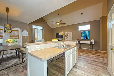 18923 Crescent Fountain Road, Spring, TX 77388 - Photo 10