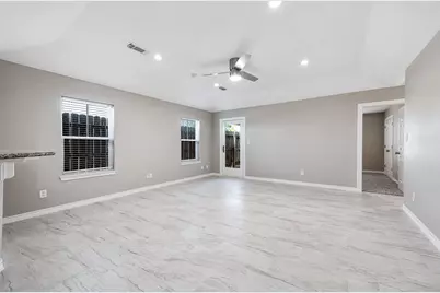 7308 Avenue R, Galveston, TX 77551 - Photo 12