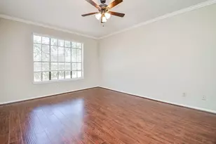 2255 Braeswood Park Dr, Houston, TX 77030 - Photo 6