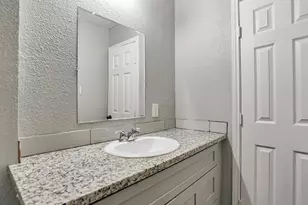 5117 Lavender St, Houston, TX 77026 - Photo 16