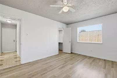 7410 Campeachy Lane, Houston, TX 77083 - Photo 14