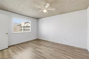 7410 Campeachy Ln, Houston, TX 77083 - Photo 16