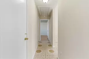 7410 Campeachy Ln, Houston, TX 77083 - Photo 12