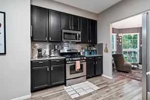 7815 Koloa River Ct, Houston, TX 77040 - Photo 10