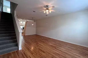 2710 Hullsmith Dr, Houston, TX 77063 - Photo 2